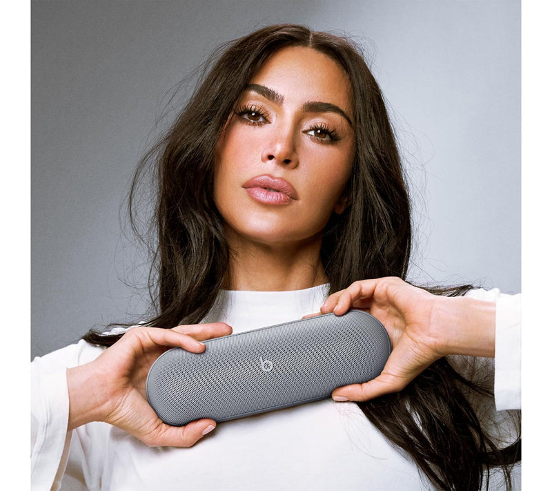 Beats Pill x Kim Kardashian — View 2