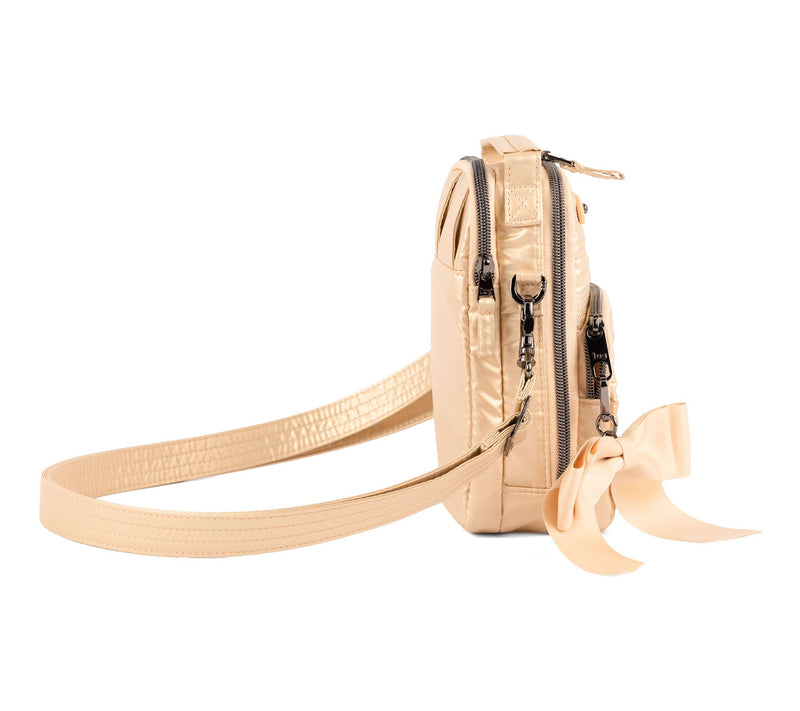 Lug Love Classic Crossbody w/ Bow-Skeeter Mini Bridge — View 11