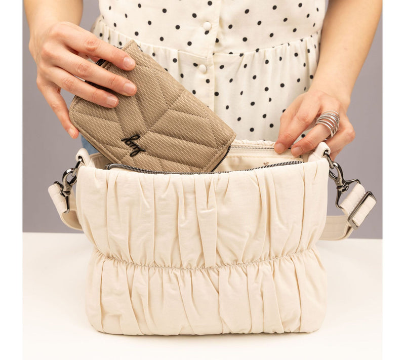 Lug Cloud Go Ruched Crossbody - Flounce — View 7