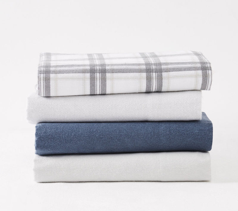 London Fog Grey Plaid Flannel 4 Piece Queen She et Set — View 5