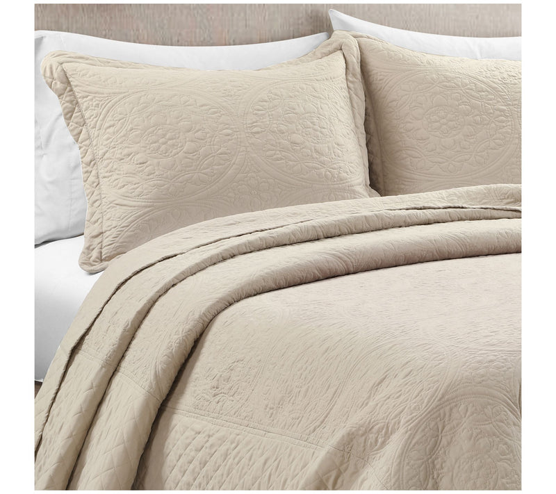 Lush Decor Medallion Scallop 3 PC KG Bedspread — View 3