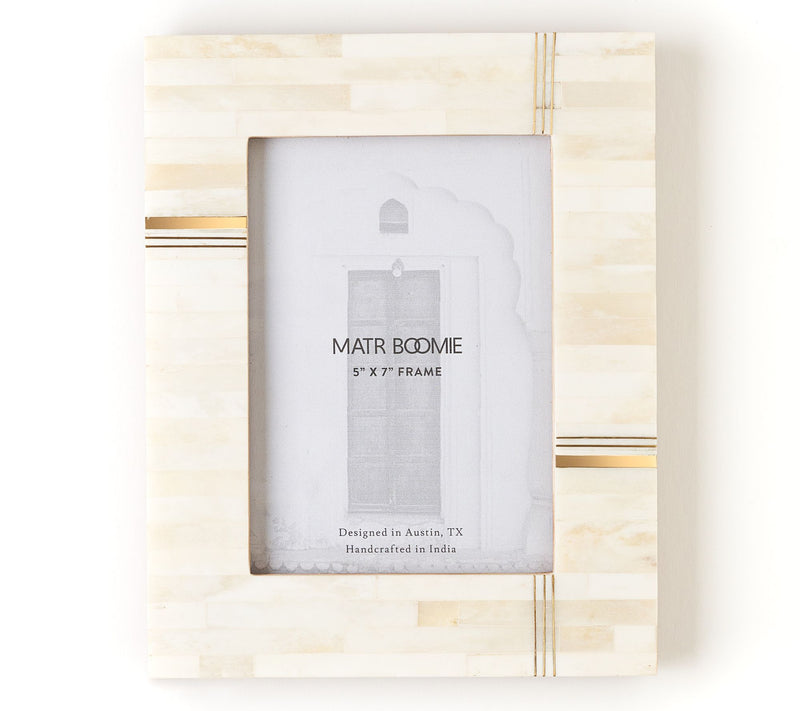 Matr Boomie Mukhendu Frame Bar 5 x 7 — Main view