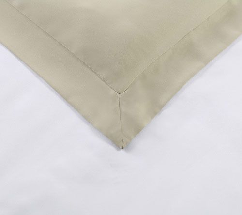 Truly Soft Everyday Hotel Border Full/Queen Comforter Set — View 7