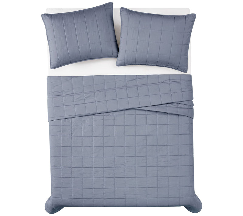 London Fog Garment Wash Solid Full/Queen 3-Piece Quilt Set — View 12