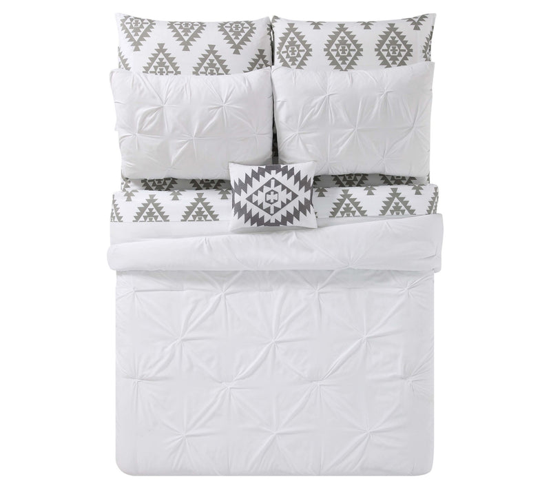 Truly Soft Pueblo Pleated Queen Bed in a Bag — View 8