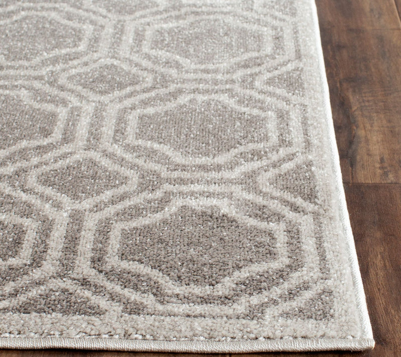 Safavieh Indoor/Outdoor Geometric Tile 3' x 5'rea Rug — View 14