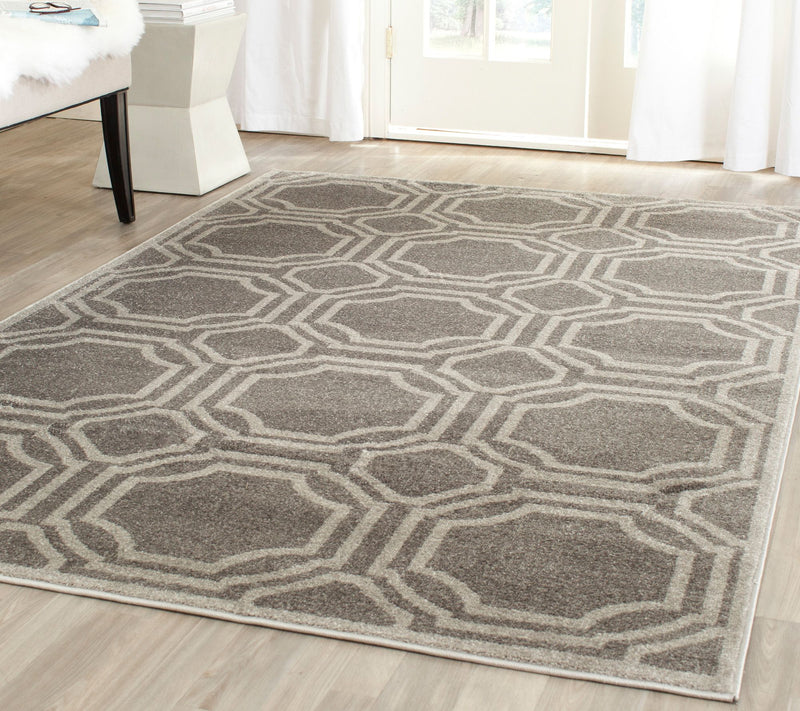 Safavieh Indoor/Outdoor Geometric Tile 5' x 8'ea Rug — View 14