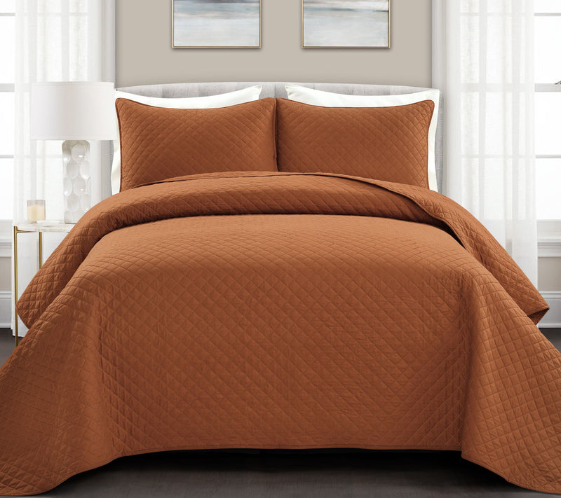 Ava Diamond Oversized 3-Piece King Quilt Set byLush Decor — View 19