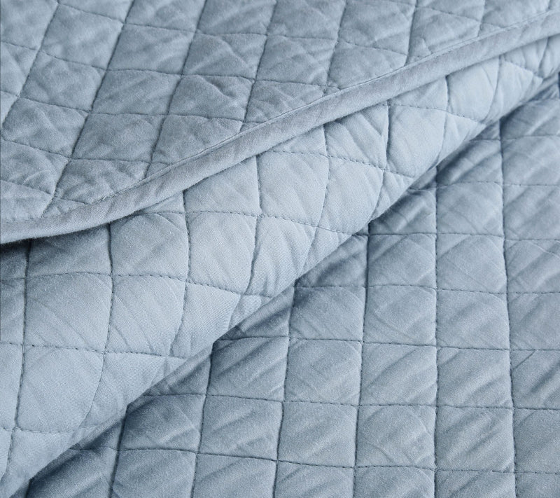 Ava Diamond Oversized 3-Piece King Quilt Set byLush Decor — View 26