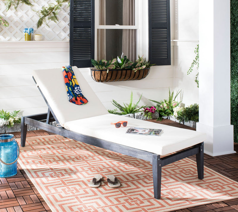 Safavieh Azusa Sunlounger — View 4