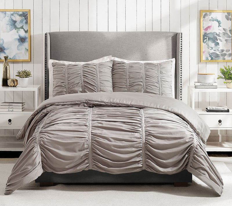 Modern Heirloom Emily F/Q Comforter Set - 3 Piece — View 7
