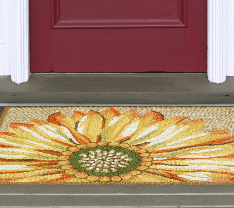 Lush Decor Frontporch Sunflower In/Out Rug Yellow 20" x 30" — View 2
