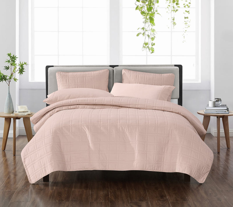 Cannon Heritage Solid Quilt Set King Quilt Set — View 6