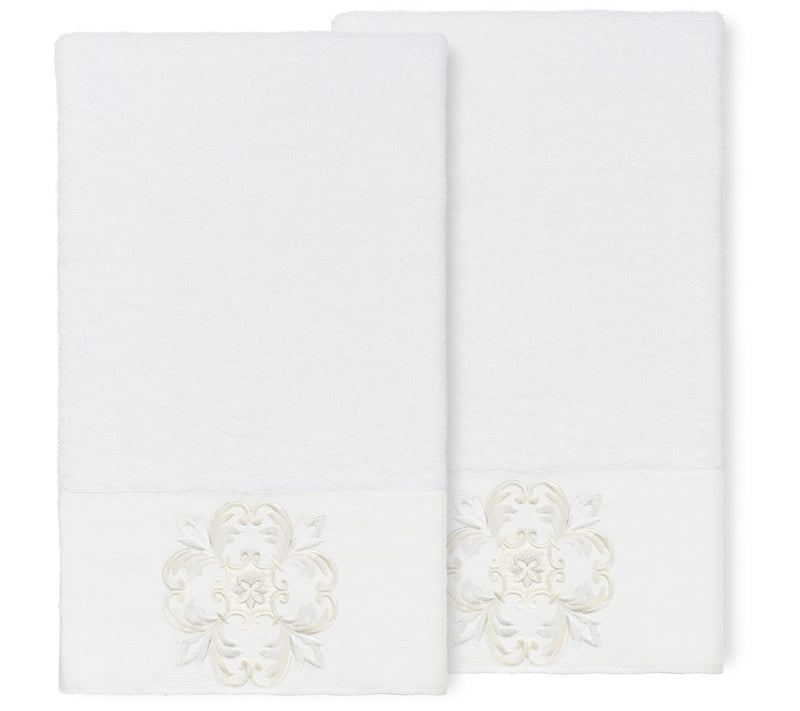Linum Home Textiles Alyssa 2PC Embellished BathTowel Set — Main view