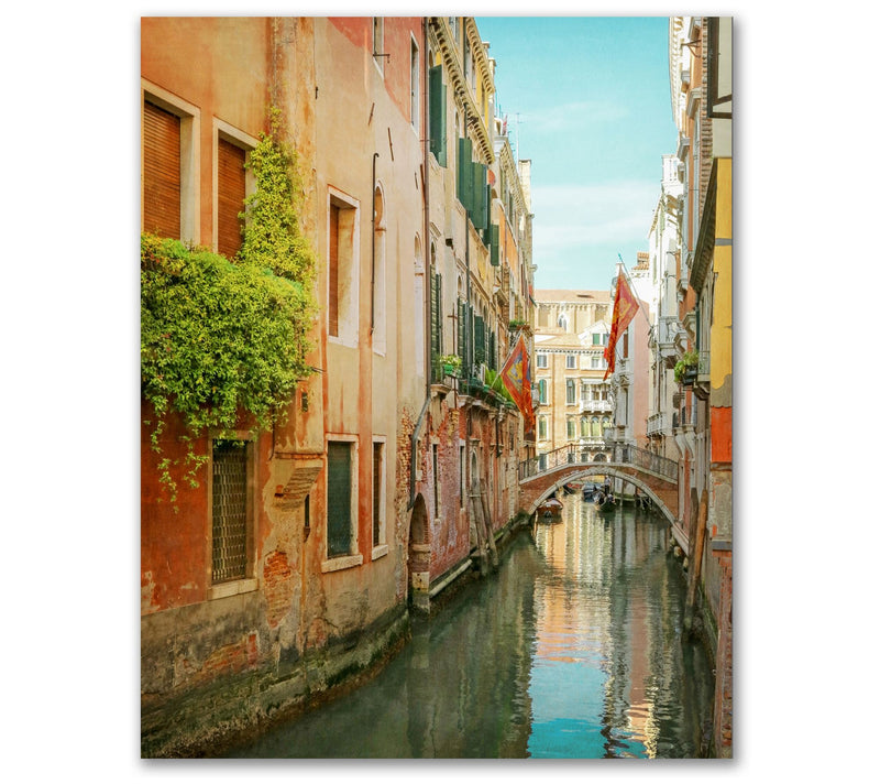 Courtside Market Street Lamp I 18x26 Canvas Wall Art — Main view