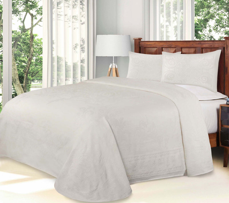 Superior Cotton Blend Oversized Bedspread and Sham Set, Queen — Main view