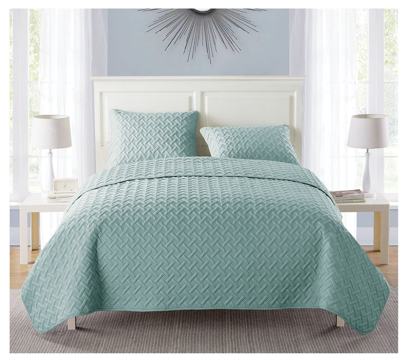 VCNY Nina Embossed Basketweave Quilt Set, Full/ Queen — Main view