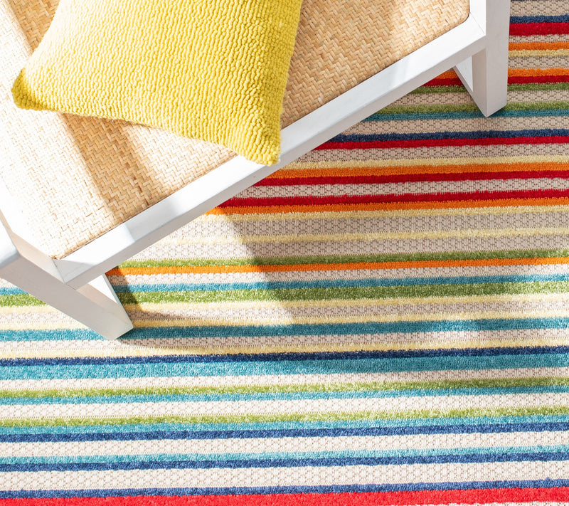 Safavieh Cabana 323 Outdoor 4'-5" x 6'-5" Rug — View 11