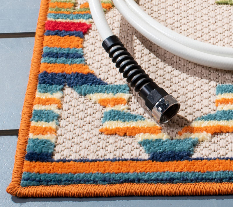 Safavieh Cabana 333 Outdoor 8' X 10' Rug — View 10