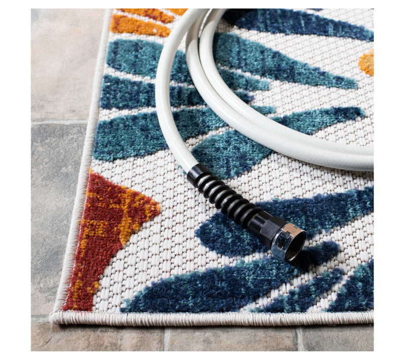 Safavieh Cabana 800 Outdoor 4' x 6' Rug — View 6