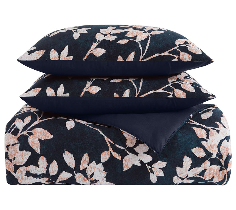 Vince Camuto Amaya Floral 3 Piece Full/Queen Duvet Cover Set — View 6
