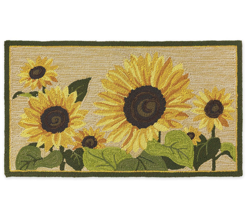 Evergreen Indoor/Outdoor Sunflower Garden Hooked Rug — Main view