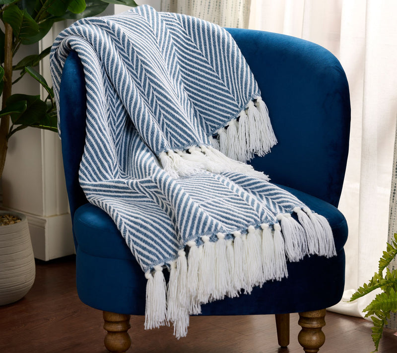 Home Reflections 60" x 70" Chevron Throw with Fringe — View 3