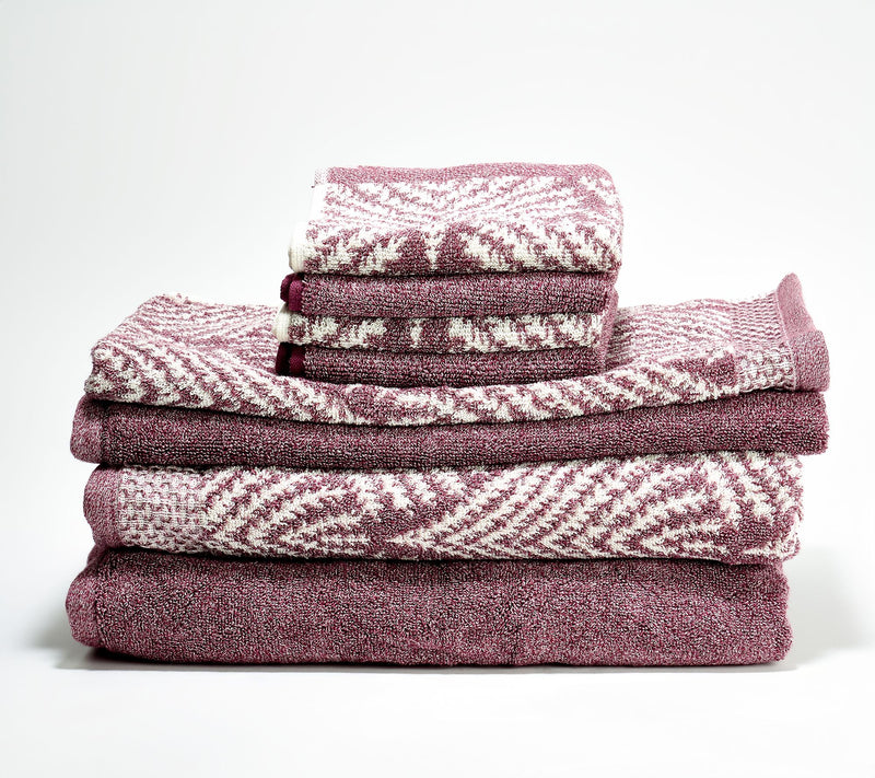 Home Reflections 8-pc Jacquard & Solid Towel Set — Main view