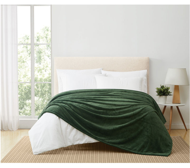 Royal Velvet 68"x90" Lavish Plush Solid Twin/Twin XL Blanket — View 3