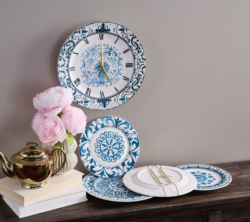 Cozy Cottage by Liz Marie Set of 4 Vintage Plates and Clock — Main view