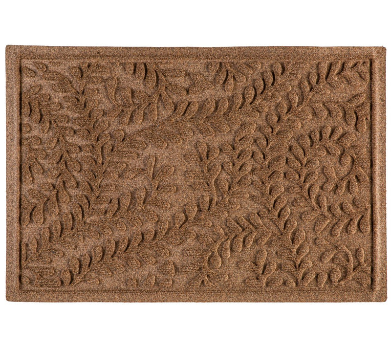 Evergreen 20" x 30" Leaves Indoor/Outdoor Rug — Main view
