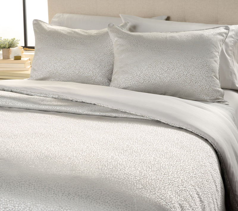Northern Nights Signature Shiny Jacquard King Comforter Set — View 9