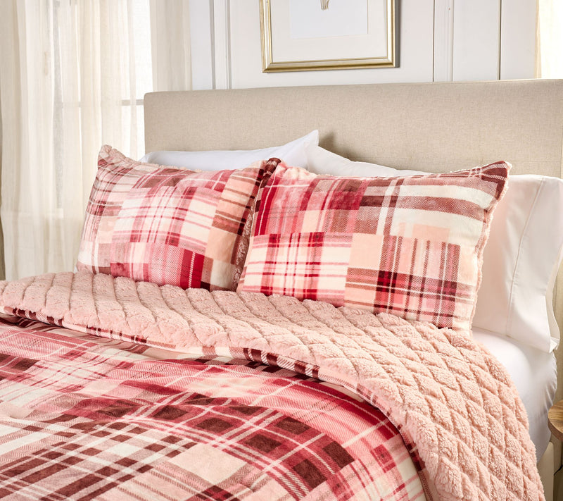 Home Reflections Plush rev Sherpa Comforter-Full — Main view