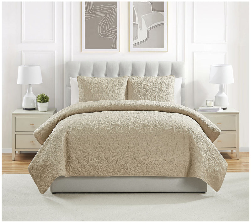 VCNY Home Seashell 3pc Solid Coastal Quilt Set,King — View 11