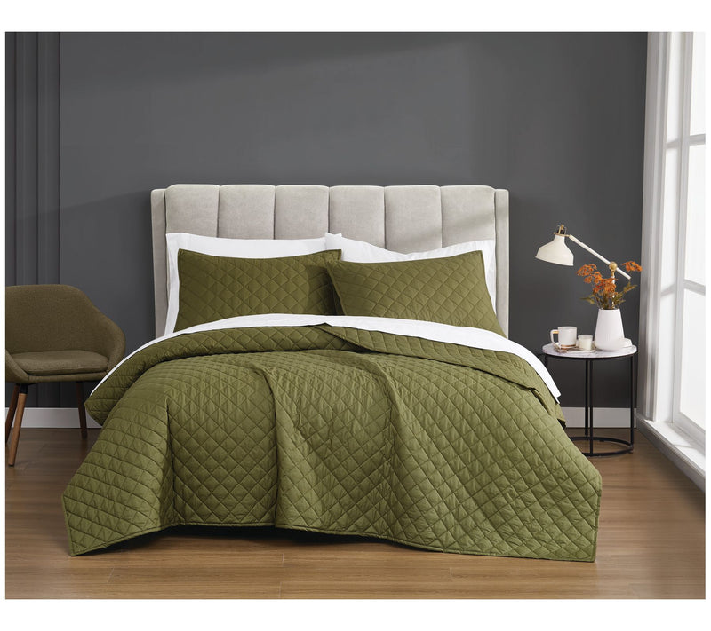 Cannon Solid Percale King 3-Piece Quilt Set — View 17