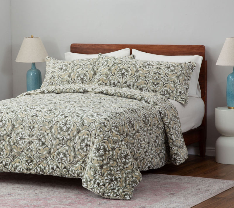Berkshire Printed Petite Grace Fur Comforter & Sham Set- Full — Main view
