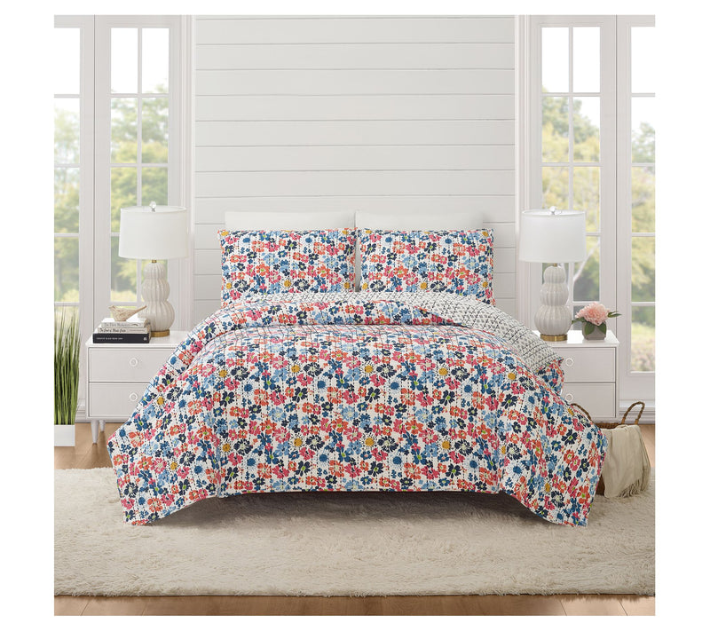 Modern Heirloom Blossom 3pc King Cotton Quilt Set — Main view