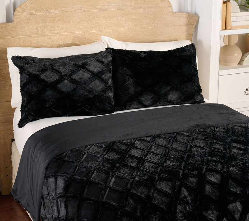 Hotel du Cobb Diamond Coverlet Set - King by Dennis Basso — Main view