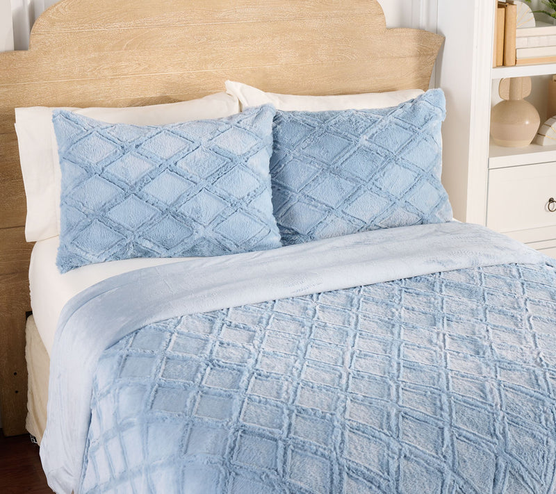 Hotel du Cobb Diamond Coverlet Set - King by Dennis Basso — View 7