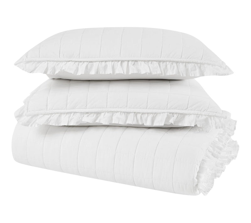 The Farmhouse by Rachel Ashwell Ruffled Full/Queen Quilt Set — View 2