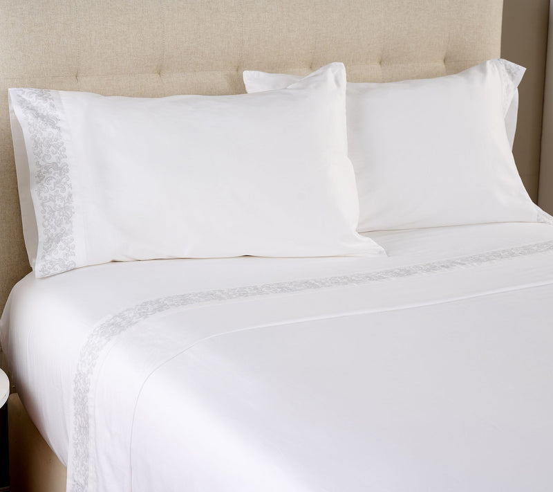 Hotel du Cobb 100% Cotton Sateen Sheet Set by Dennis Basso — View 7