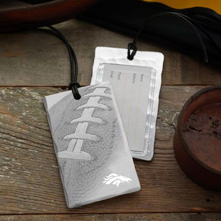 Wendell August NFL Football Bag Tag — View 5