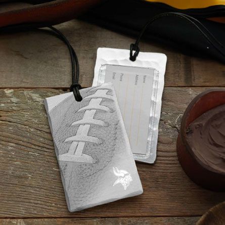 Wendell August NFL Football Bag Tag — View 32