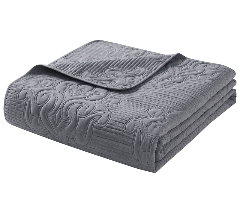 VCNY Home Solomun 3-Piece Damask Microfiber Quilt Set, King — View 4