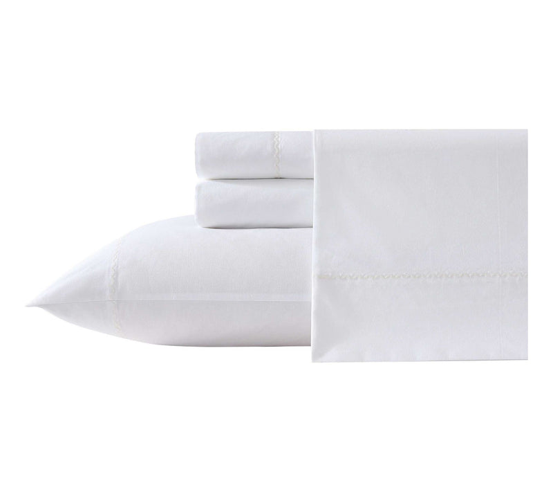 Laura Ashley Scallop Embroidered Ivory Queen Sheet Set — Main view
