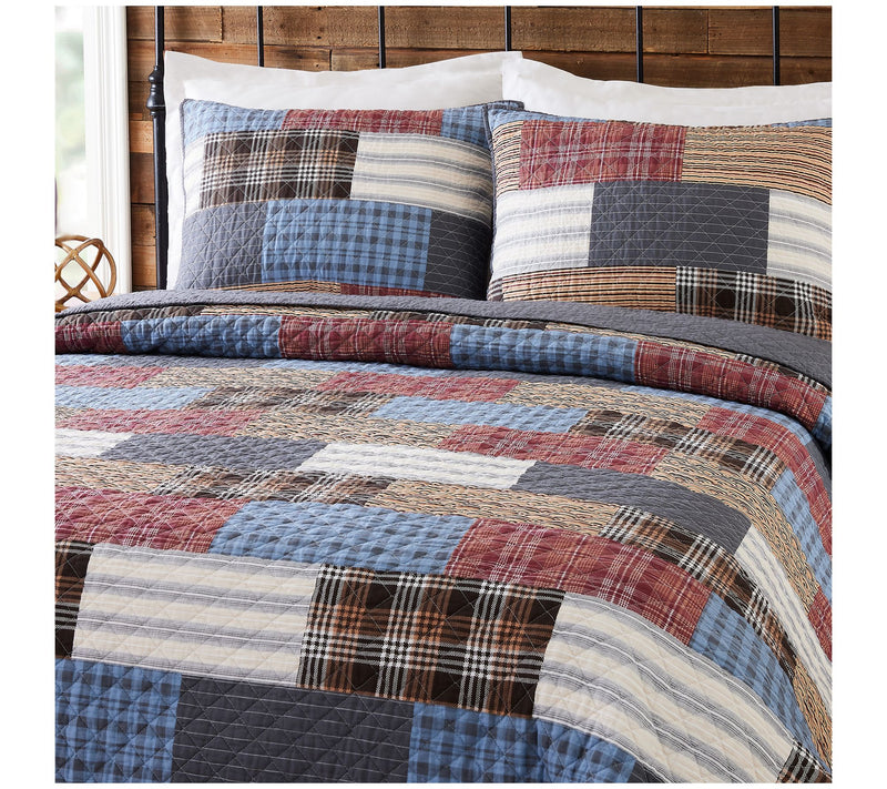 Modern Heirloom Cabin Patchwork 3Pc Full/QueenQuilt Set — Main view