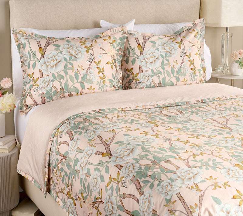 Mrs. H by Dee Hilfiger Cotton Sateen Comforter & Sham Set - QN — Main view