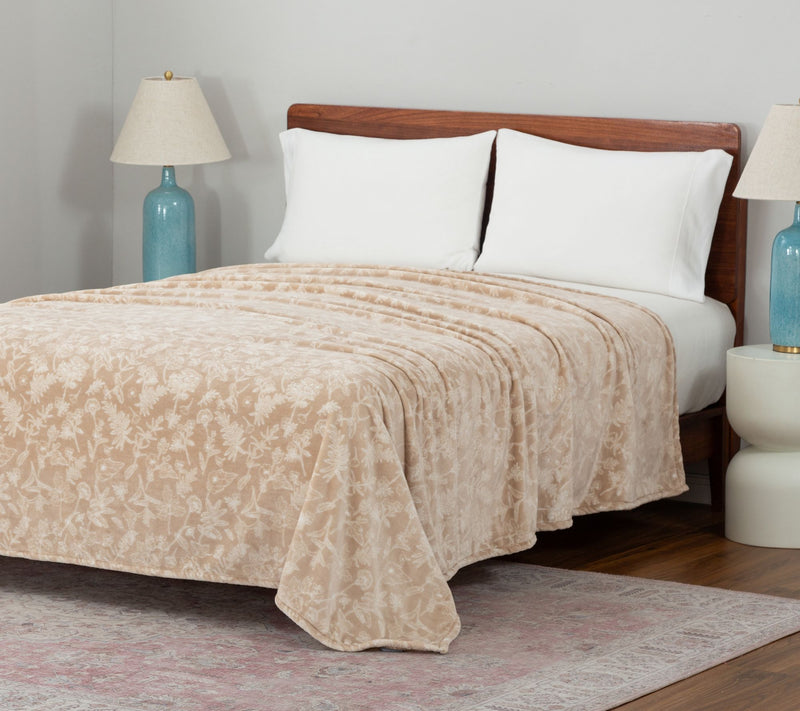 Berkshire Farmhouse Fleur Printed Velvetsoft Blanket - King — View 15