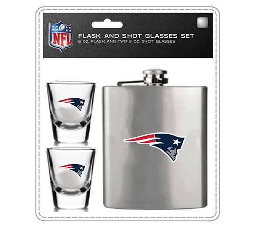 Mojo Licensing NFL Flask Set - 1 Flask and 2 Shot Glasses — View 18