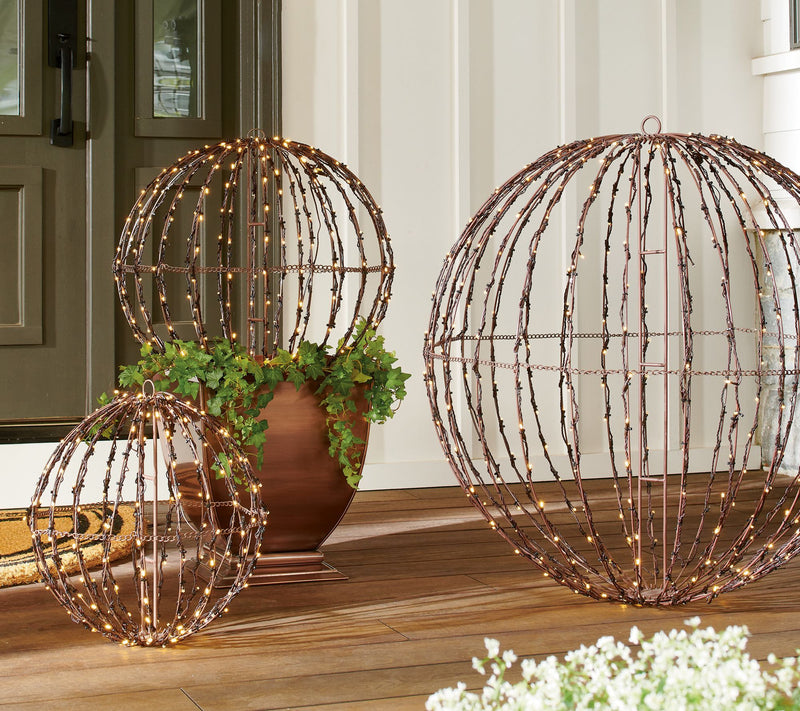 Grandin Road 20" Indoor/Outdoor 3D Illuminated Foldable Sphere — View 3